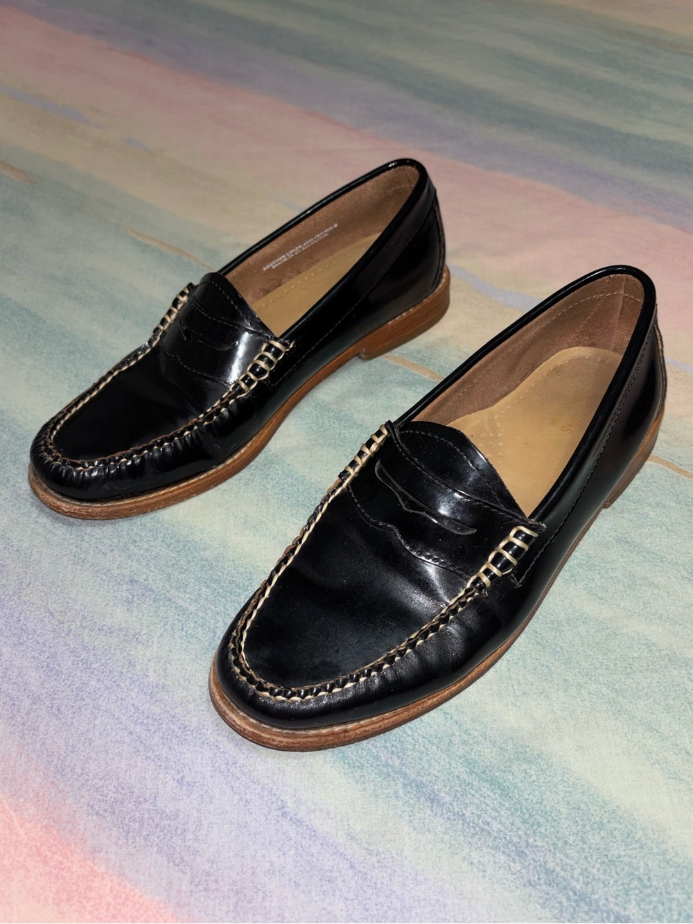 Bass Weejuns patent leather loafer women’s size 7 M